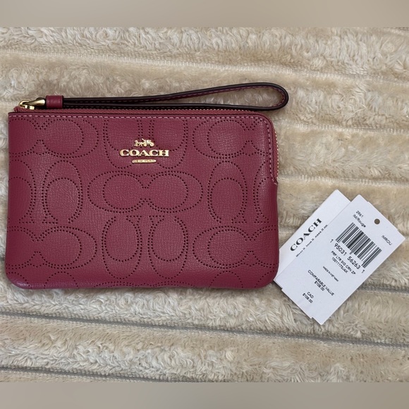 Coach Corner Zip Perforated Signature Leather In Rouge - Picture 2 of 6